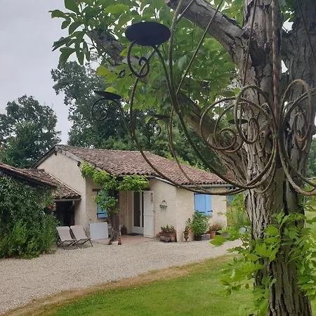 En Francaison En Lomagne Gersoise Goutz